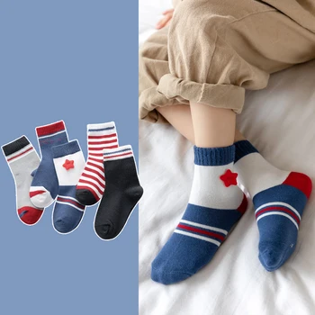 5 Paris / lot Çocuk Çorap Sonbahar Kış Pamuk Bebek Çorap Kırmızı Yıldız Serin Çocuk Çorap Moda Çizgili Erkek Çorap