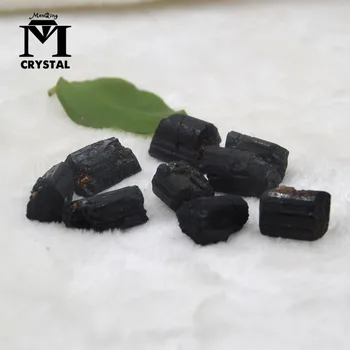 50 g / paket Doğal Siyah Turmalina Negra Çakıl Kaba Kaya Taş Koleksiyon mineral örneği Şifa Kristal Taş Ev Dekor