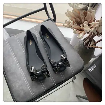 Brezilya Melissa Kadın Bronzlaşmaya Yay Yaz Sandalet Yeni Stil Bayanlar Jöle Ayakkabı PVC Kadın Yumuşak Düz Şeker plaj ayakkabısı SM102
