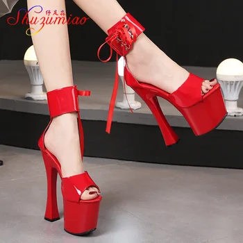 Gece kulübü Kırmızı Yetişkin Striptizci Ayakkabı kadın Yaz 20CM topuk Sandalet Platformu Düz Renk Ayak Bileği Kayışı Rugan Modelleri Ayakkabı