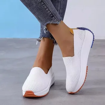 Nefes Sneakers moda kadın Flats örgü ayakkabı üzerinde kayma kadın ışık Sneakers bahar sonbahar loafer'lar Femme sepeti Flats ayakkabı