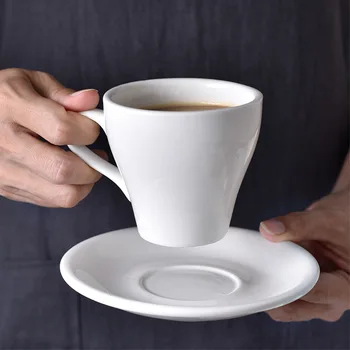 Seramik çay bardağı ve altlık Beyaz Kahve Kupa Öğleden Sonra Çay Basit Kupalar Kahve kap seti Juego De Tazas De Cafe Çevre Dostu