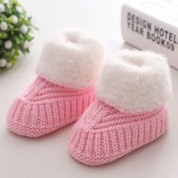 Erkekler ve kadınlar bebek 0-8 ay yün ayakkabı kış el örgü bebek bebek ayakkabısı yumuşak alt artı kadife sıcak yenidoğan vizon kadife